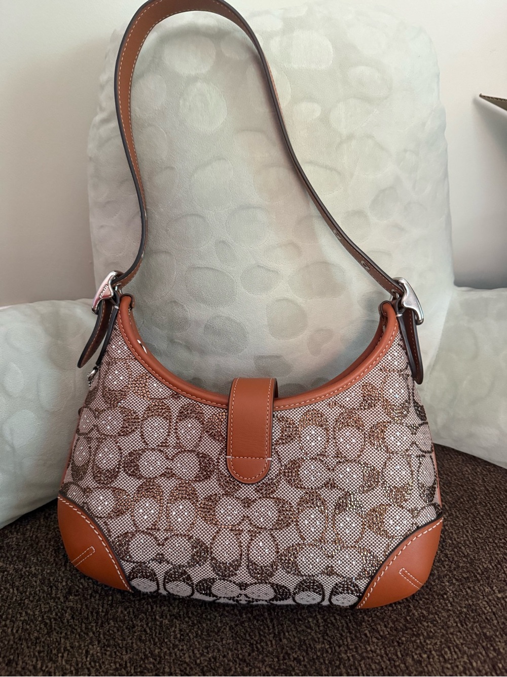Coach Hamptons Hobo Bag in Crystal Signature Jacquard with matching wallet EUC - Picture 2 of 8